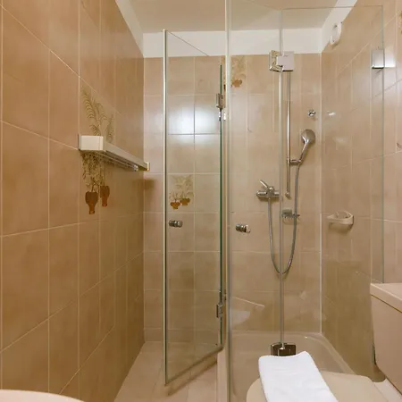 公寓 Residenza Chesa Margun 35-7 By Interhome *